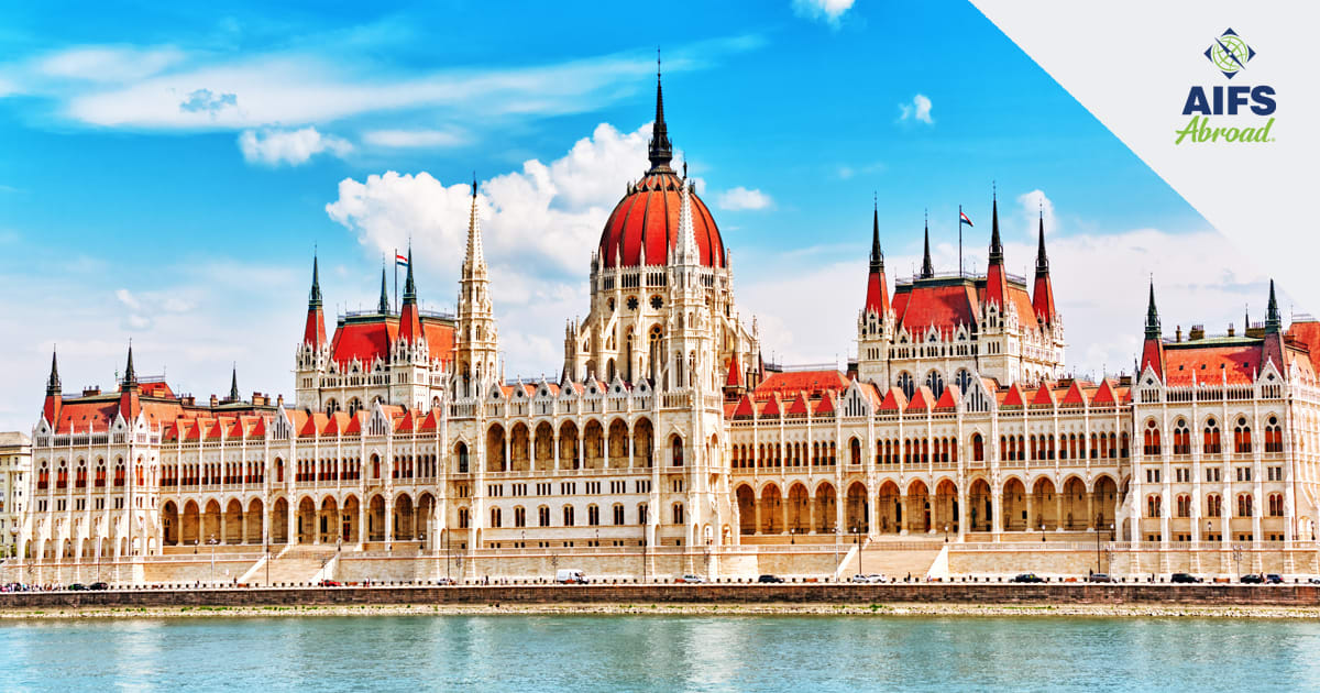 Academics | Study Abroad In Budapest, Hungary | Fall | CUB